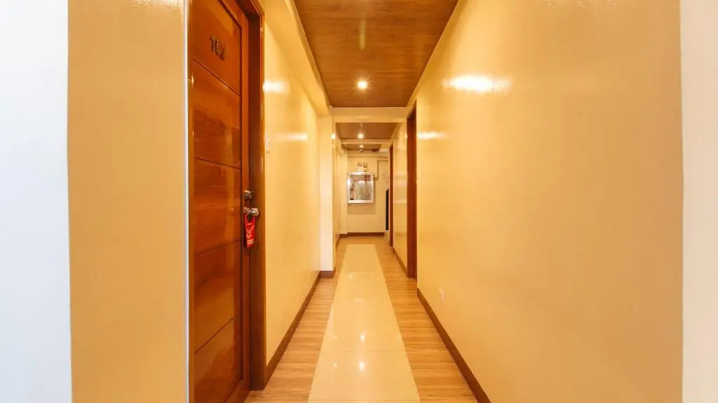 Foto - RedDoorz Plus near Uptown BGC Mall