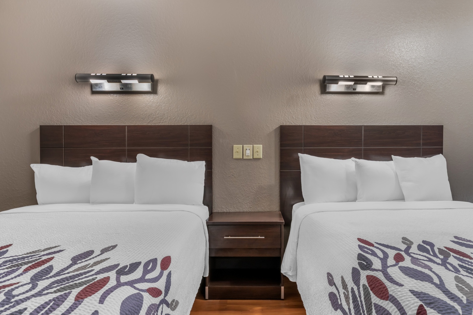 Photo - Red Roof Inn Houston - Brookhollow