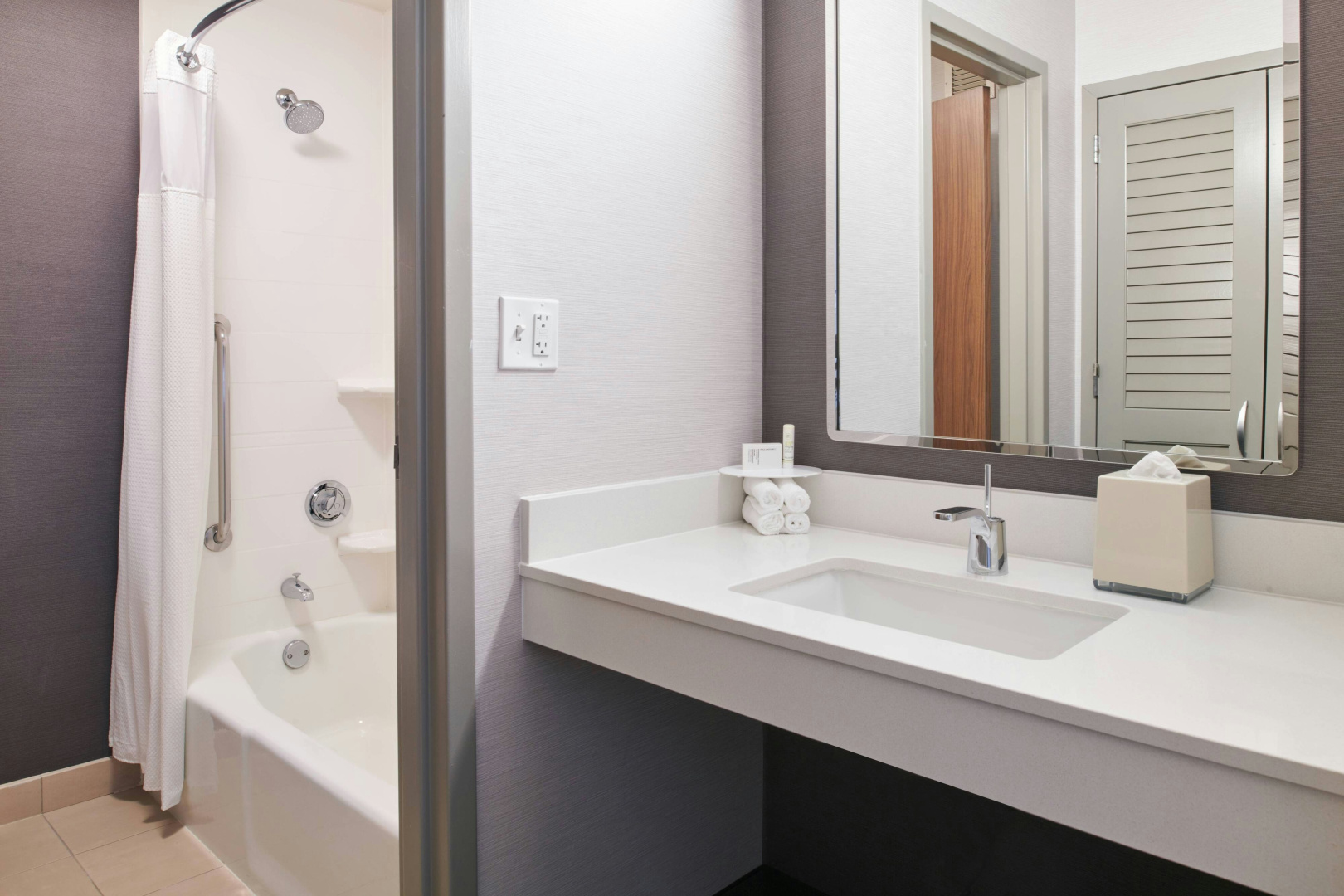 Photo - Courtyard by Marriott Chicago Highland Park/Northbrook