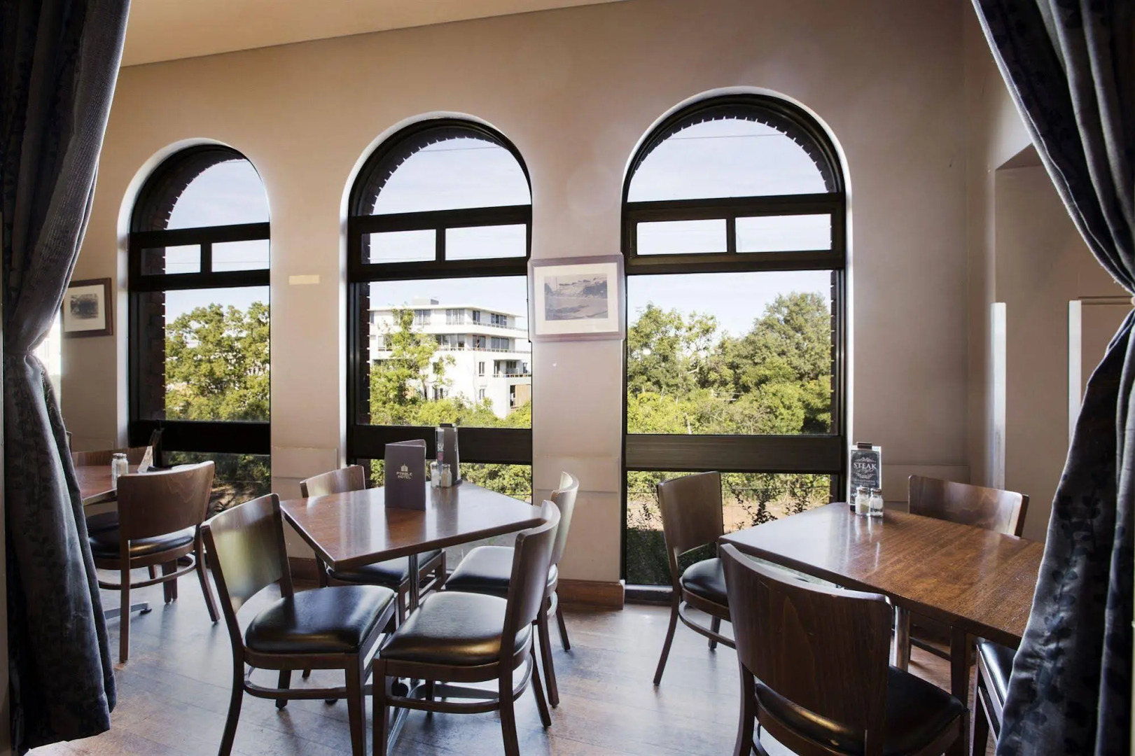 Photo - Nightcap at Pymble Hotel