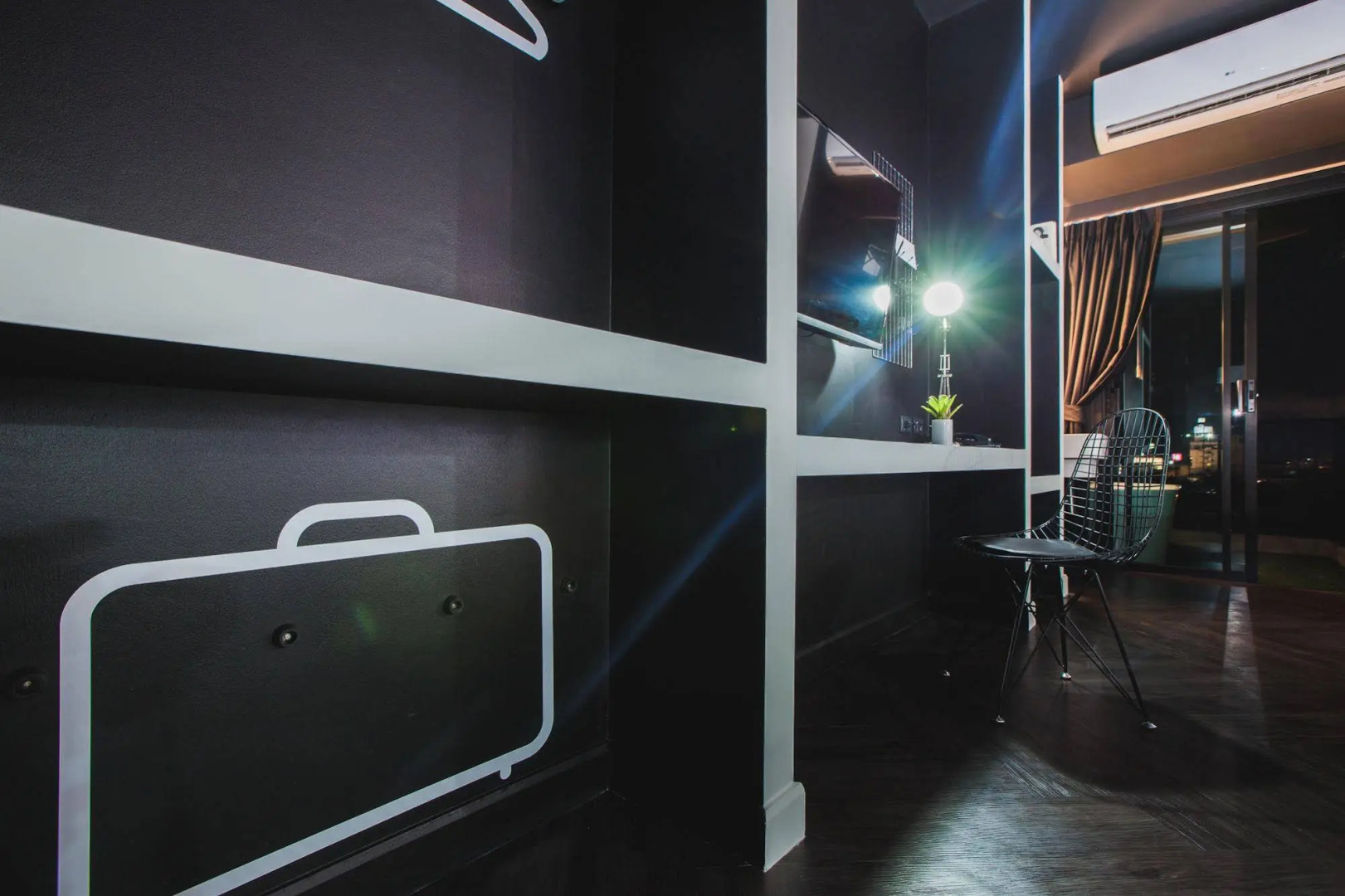 Foto - Blu Monkey Hub and Hotel Phuket Town- Free All Day Coworking space