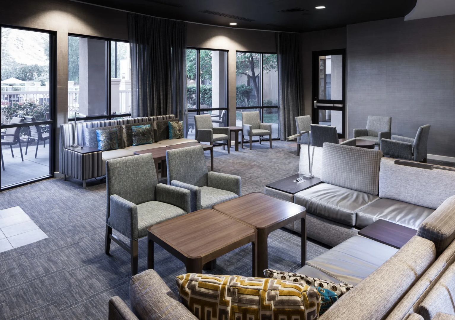 Foto - Courtyard by Marriott Santa Clarita Valencia