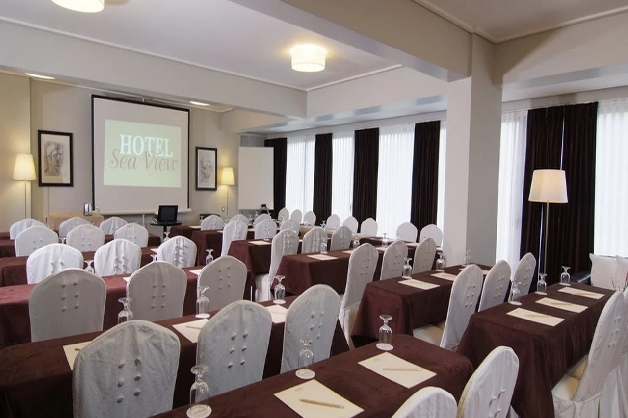 Photo - Sea View Cityscape Hotel