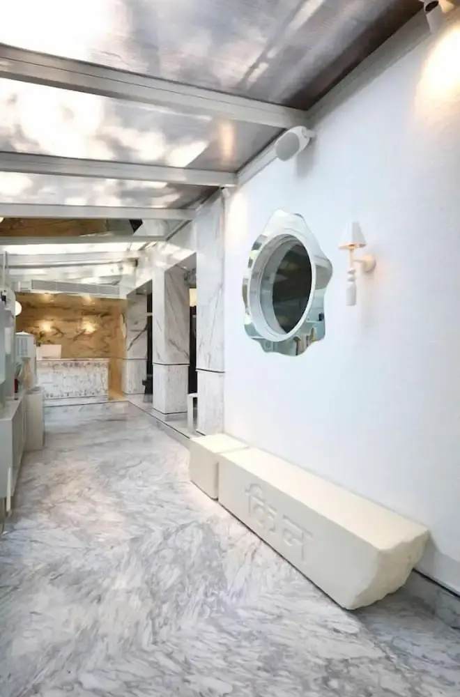 Photo - The Kin Hotel