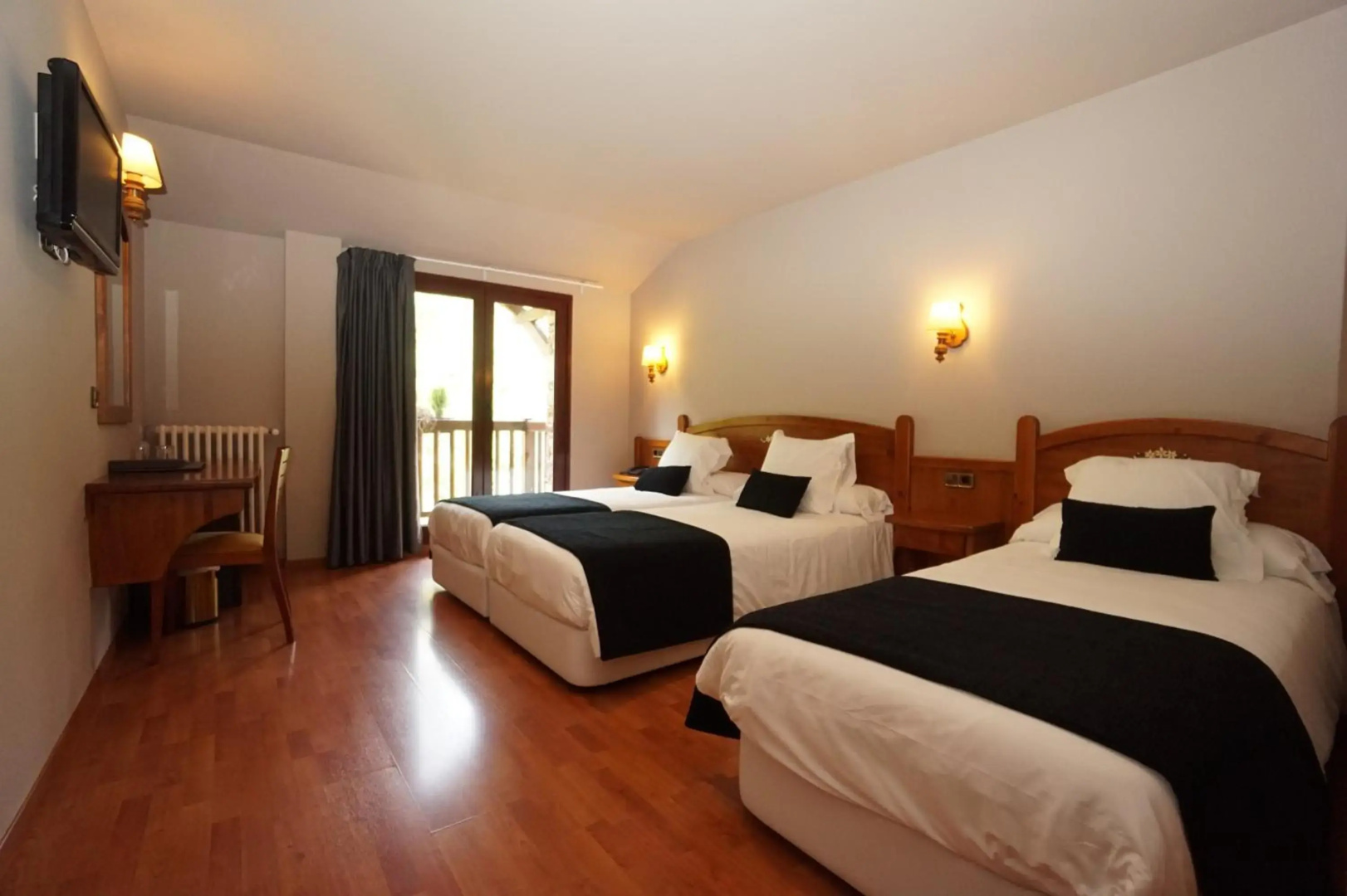 Photo - Hotel & SPA Niunit