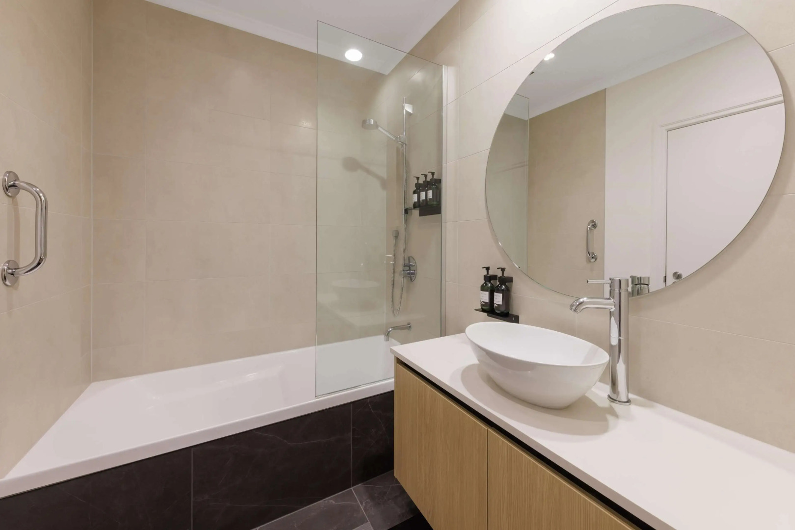 Photo - Adina Citylife Auckland