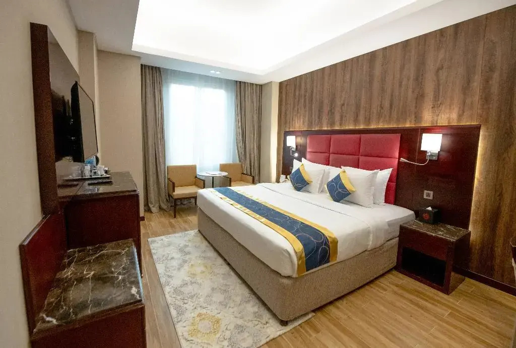 Photo - Ramee Guestline Hotel