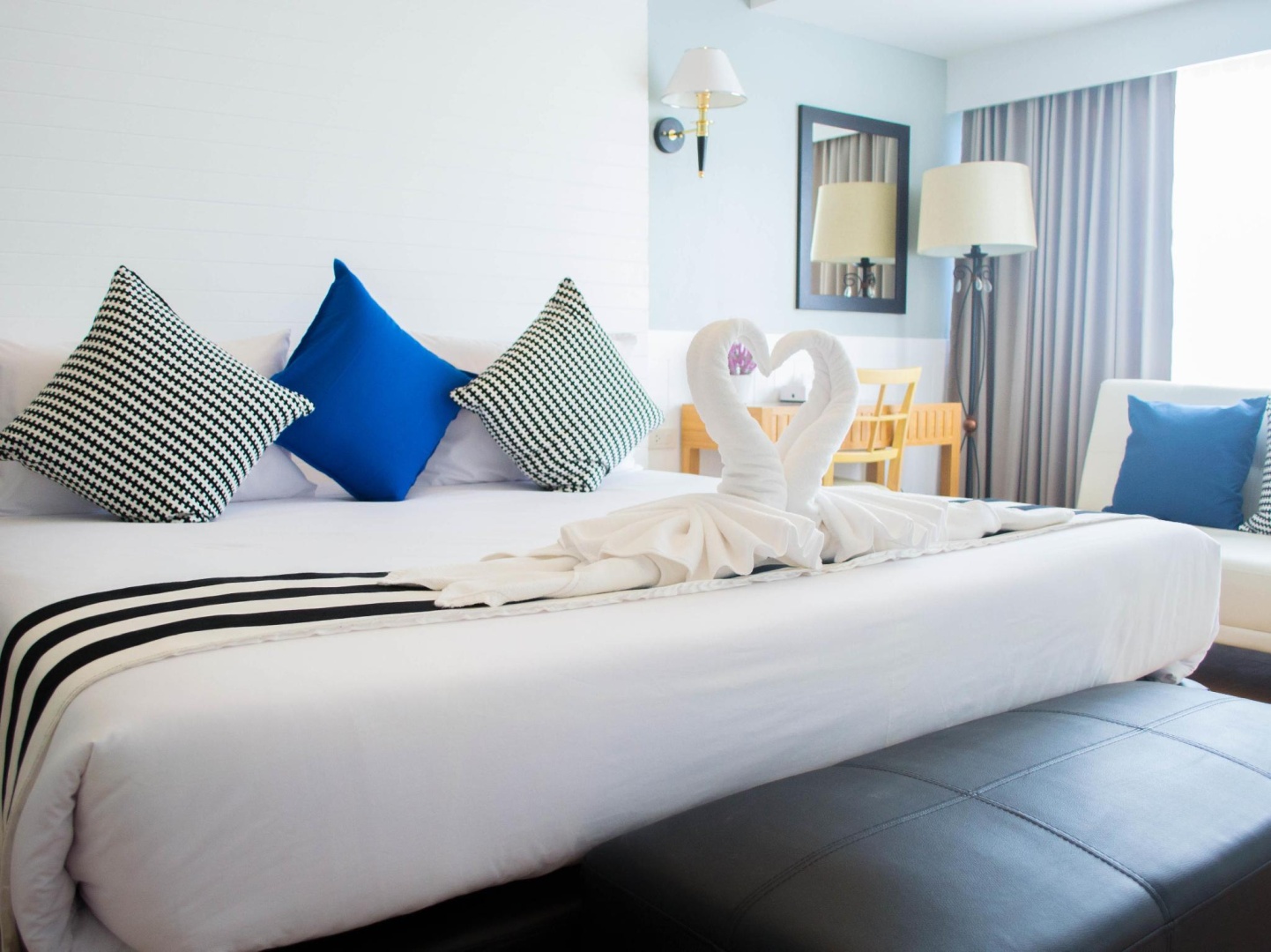 Paradise Hotel