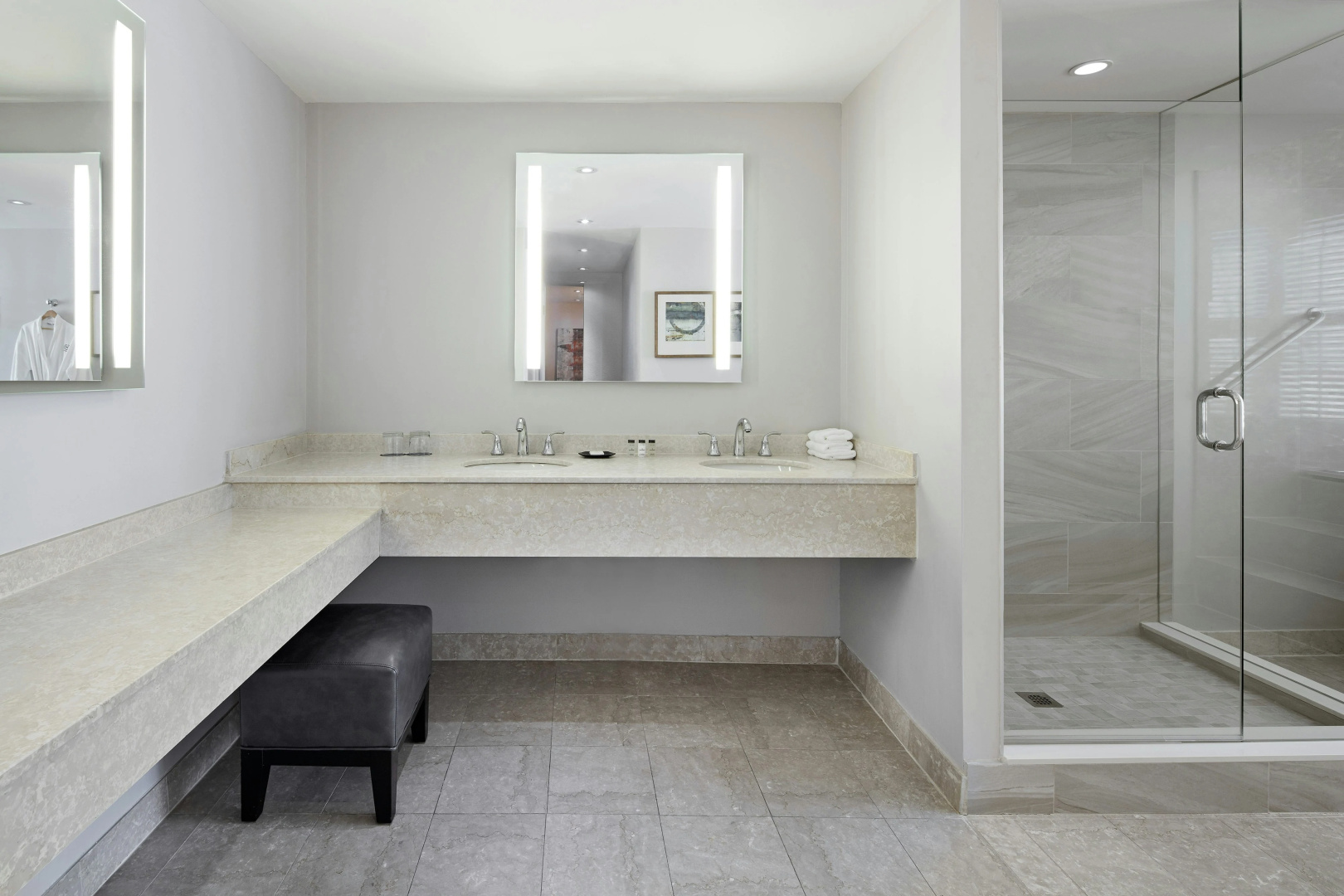 Photo - Sheraton Parkway Toronto North Hotel & Suites