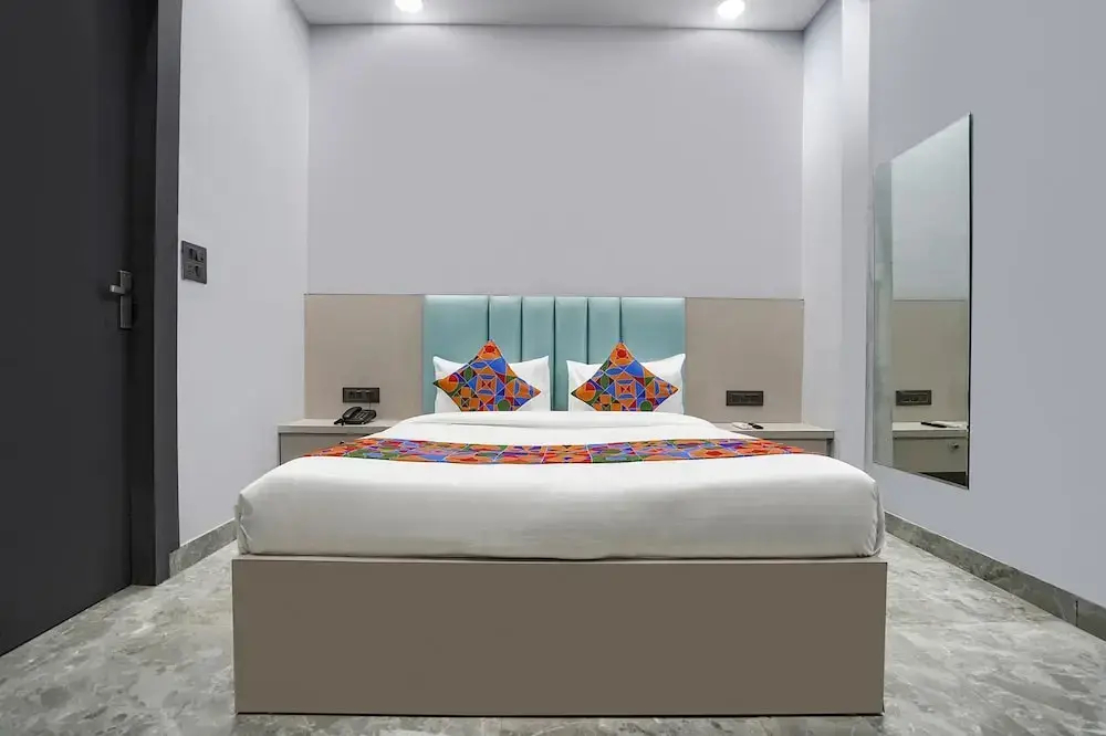 Photo - FabHotel The Royal - Nr Guru Govind Singh University