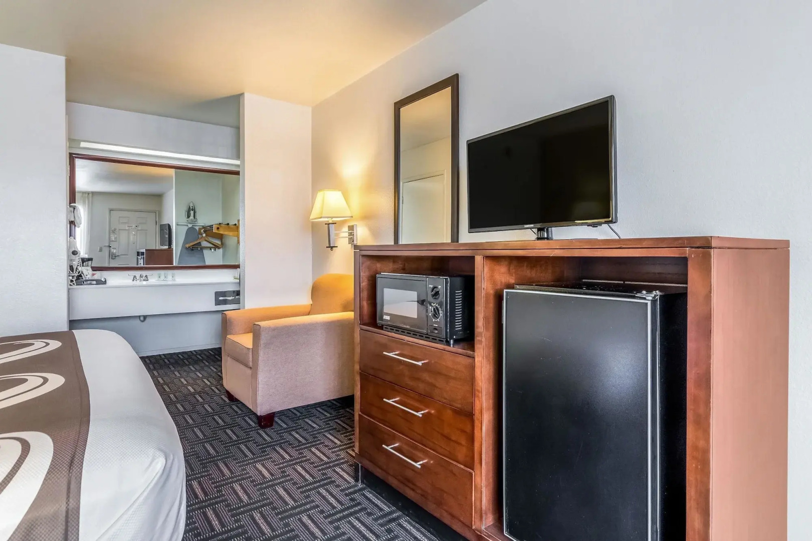 Photo - Quality Inn Fresno Near University