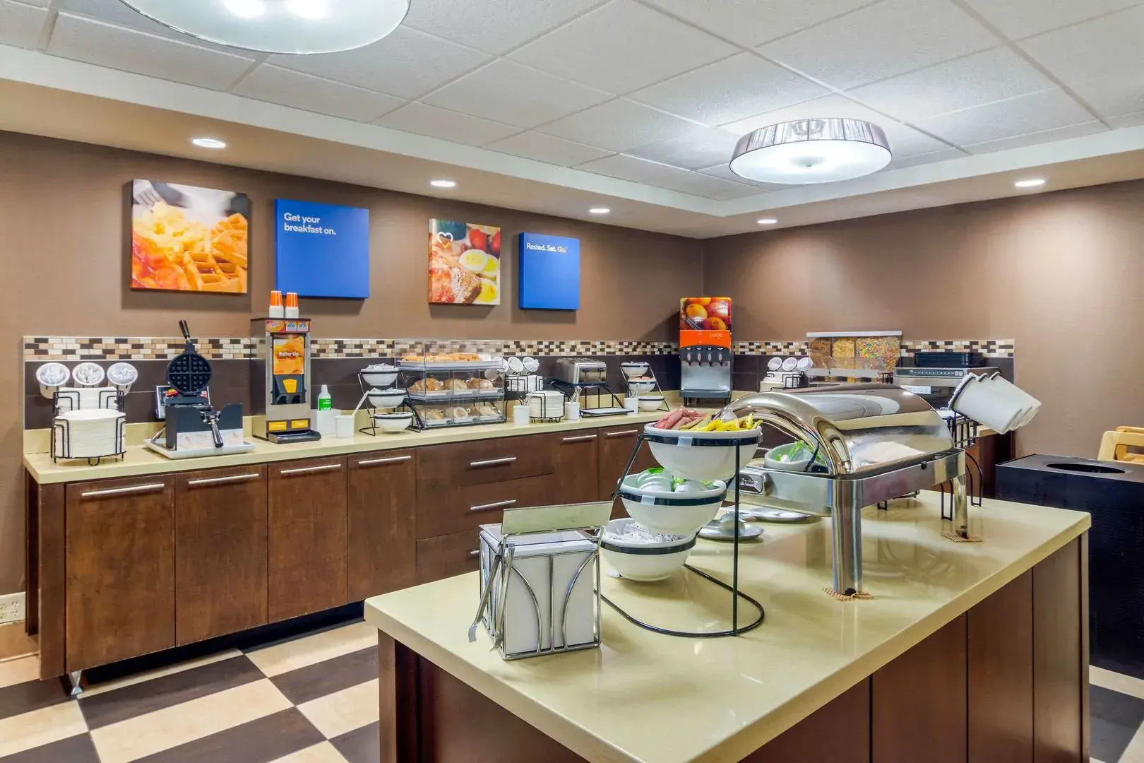 Photo - Spark by Hilton Atlanta Airport South College Park