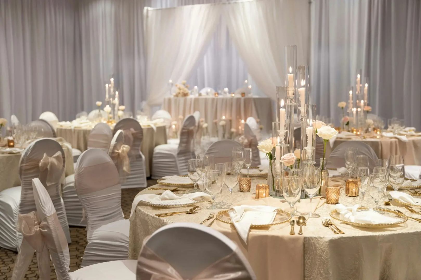 Photo - Sheraton Vancouver Guildford Hotel