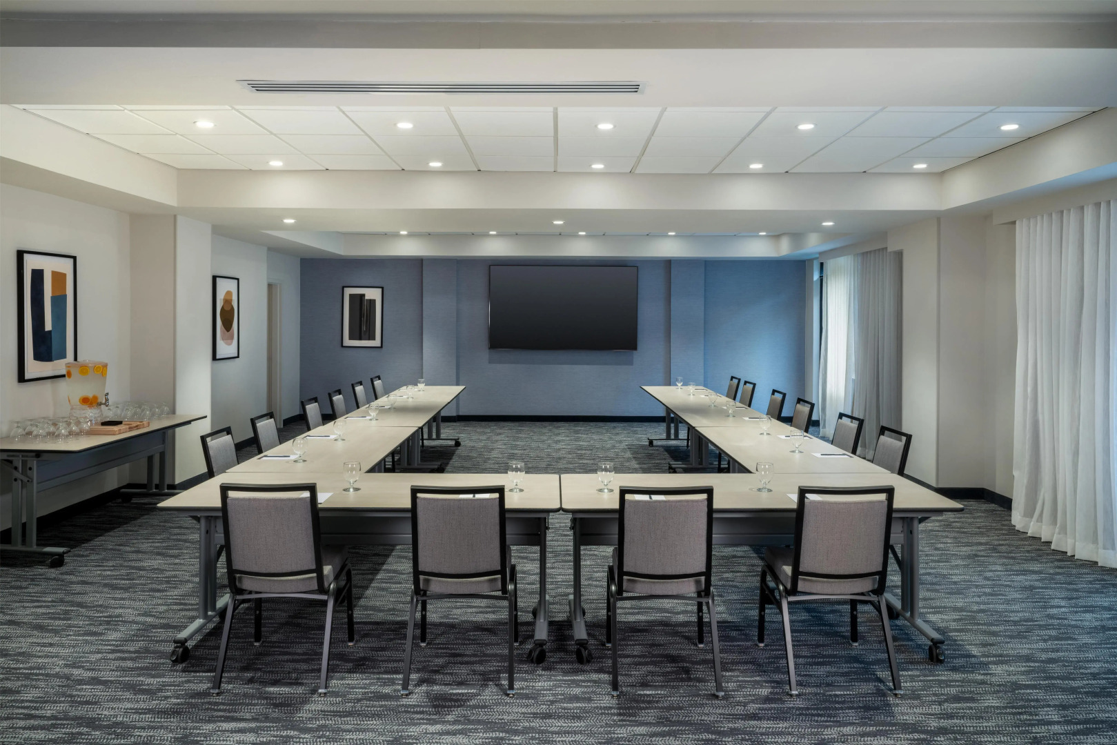 Photo - Hyatt Place Fort Lauderdale Cruise Port & Convention Center - Newly Renovated