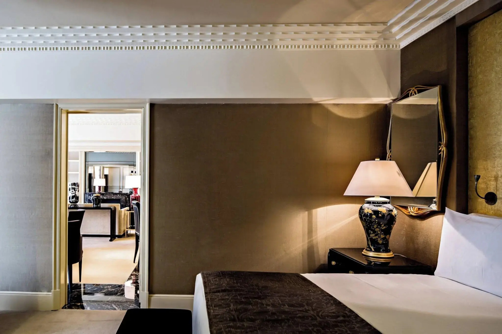 Photo - Prince de Galles, a Luxury Collection hotel, Paris