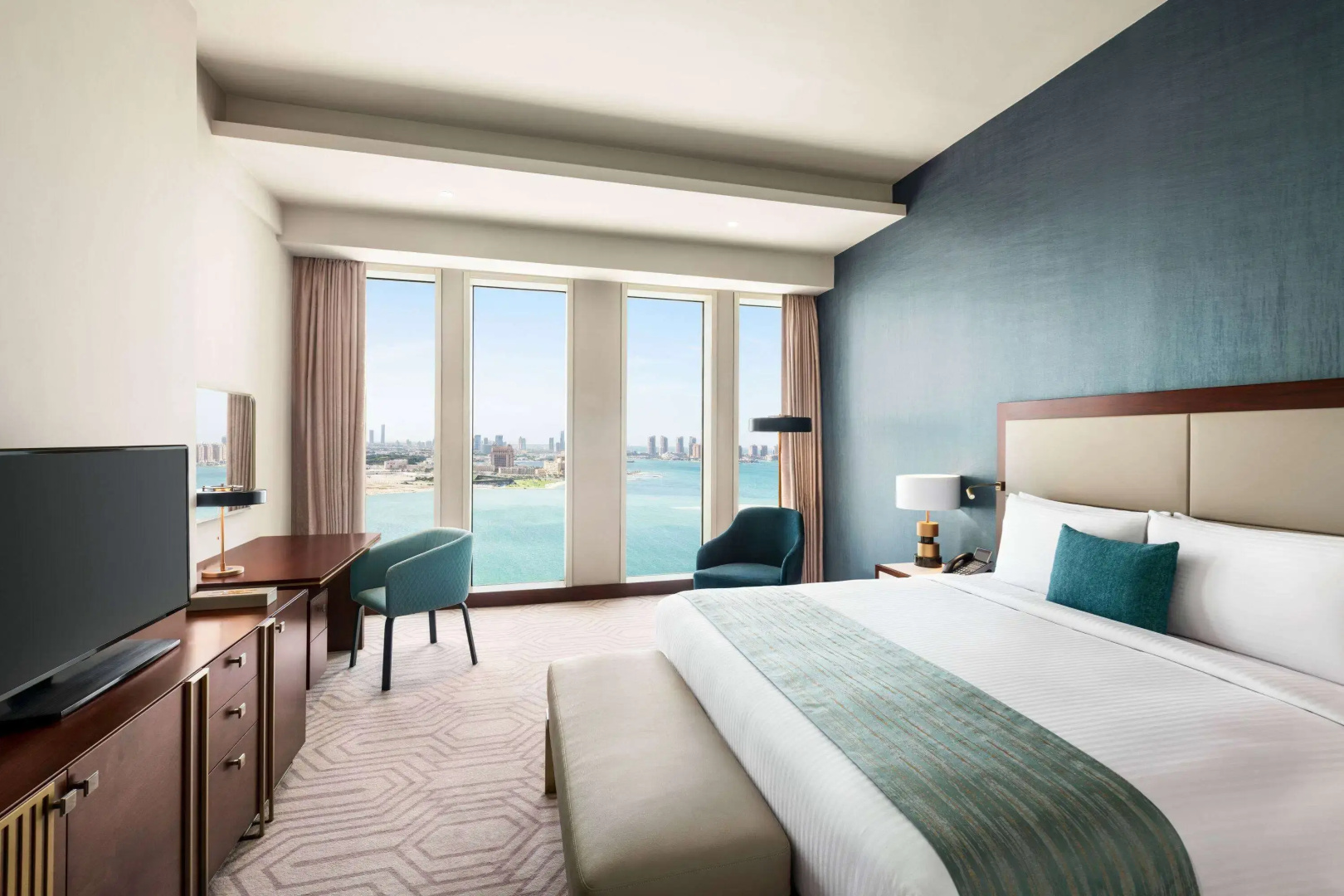 Photo - Wyndham Grand Doha West Bay Beach