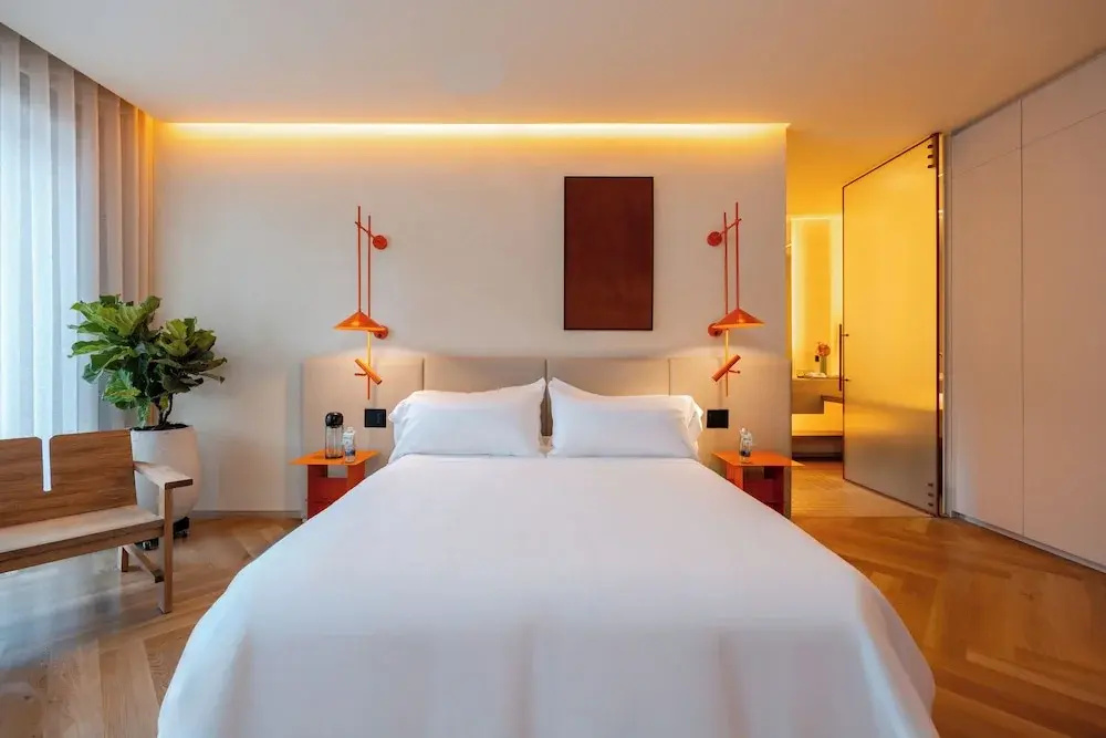 Photo - The Cut Hotel