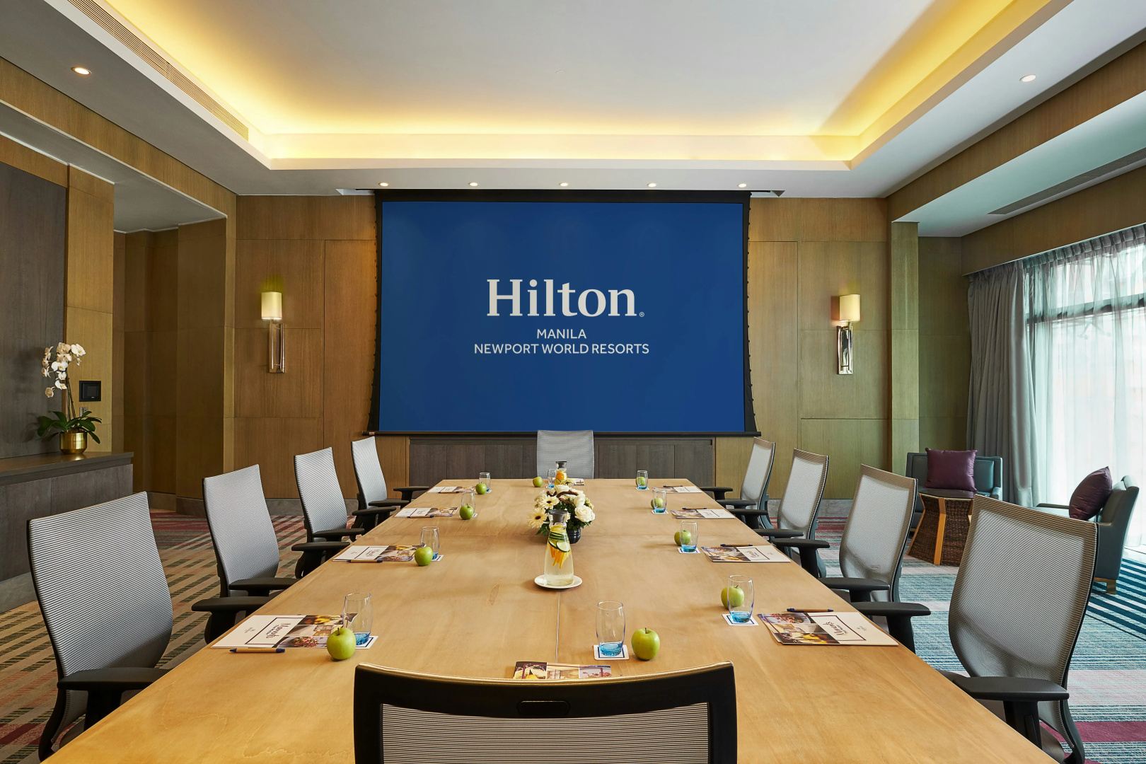 Photo - Hilton Manila Newport World Resorts