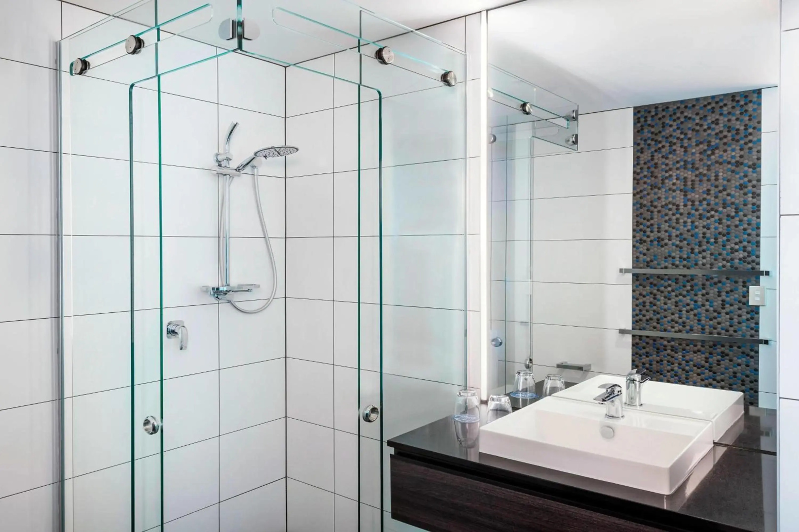 Photo - Four Points by Sheraton Auckland