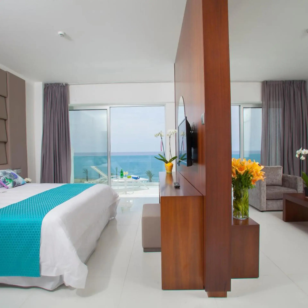 Foto - King Evelthon Beach Hotel & Resort