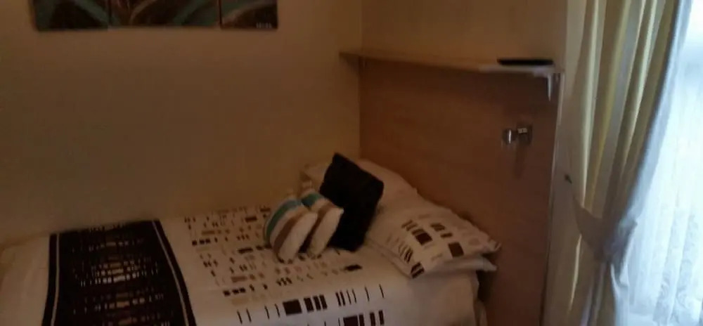 Photo - The Sands Hotel