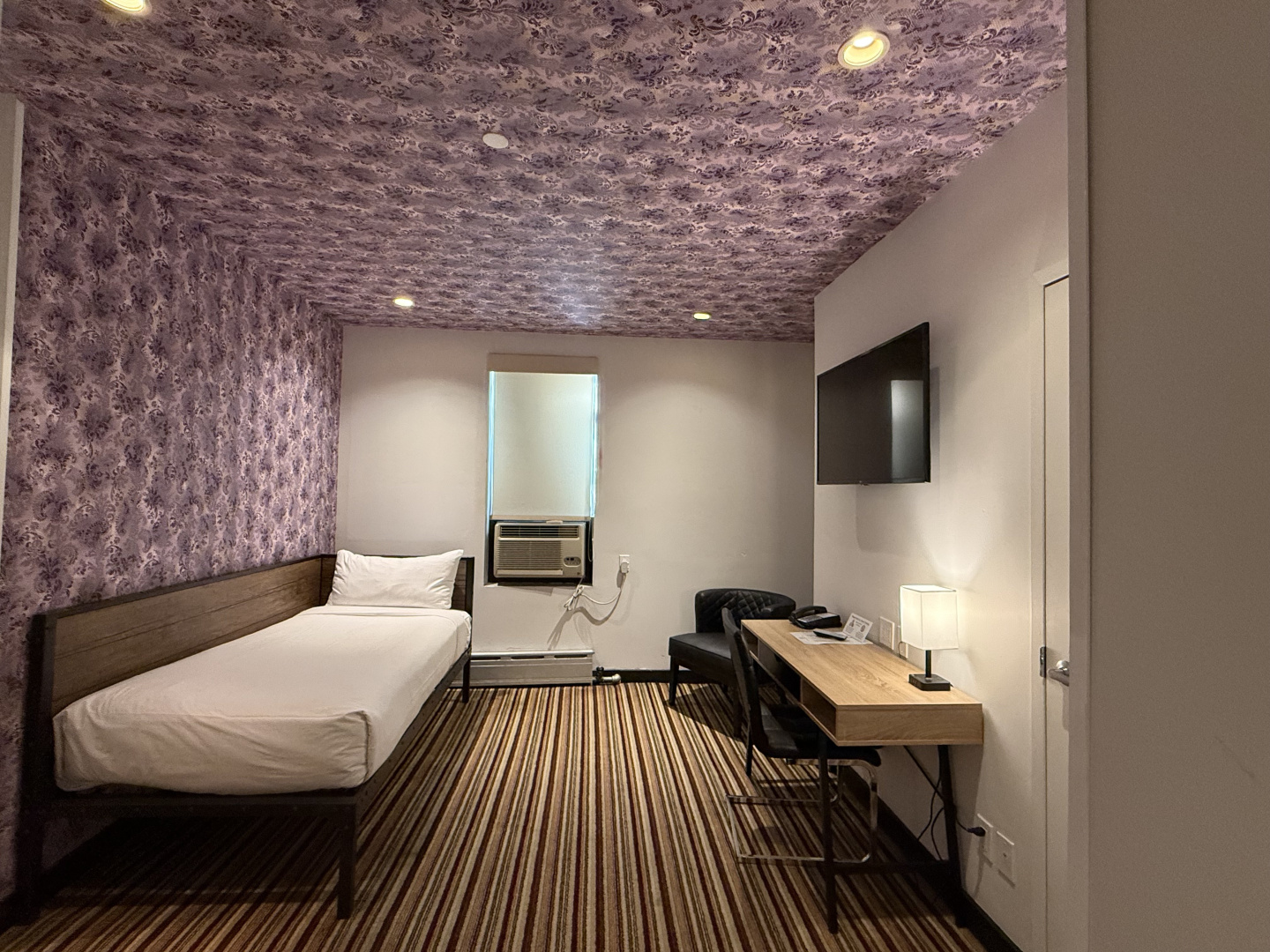 Foto - Night Hotel Broadway