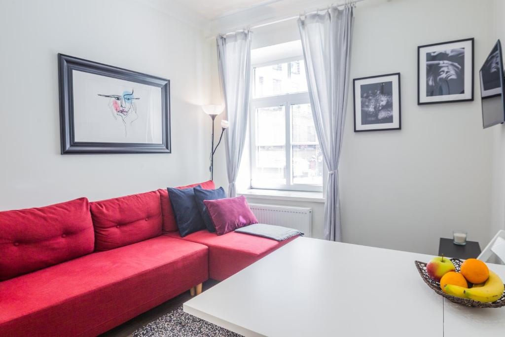 Central 1BD Apartment by Hostlovers