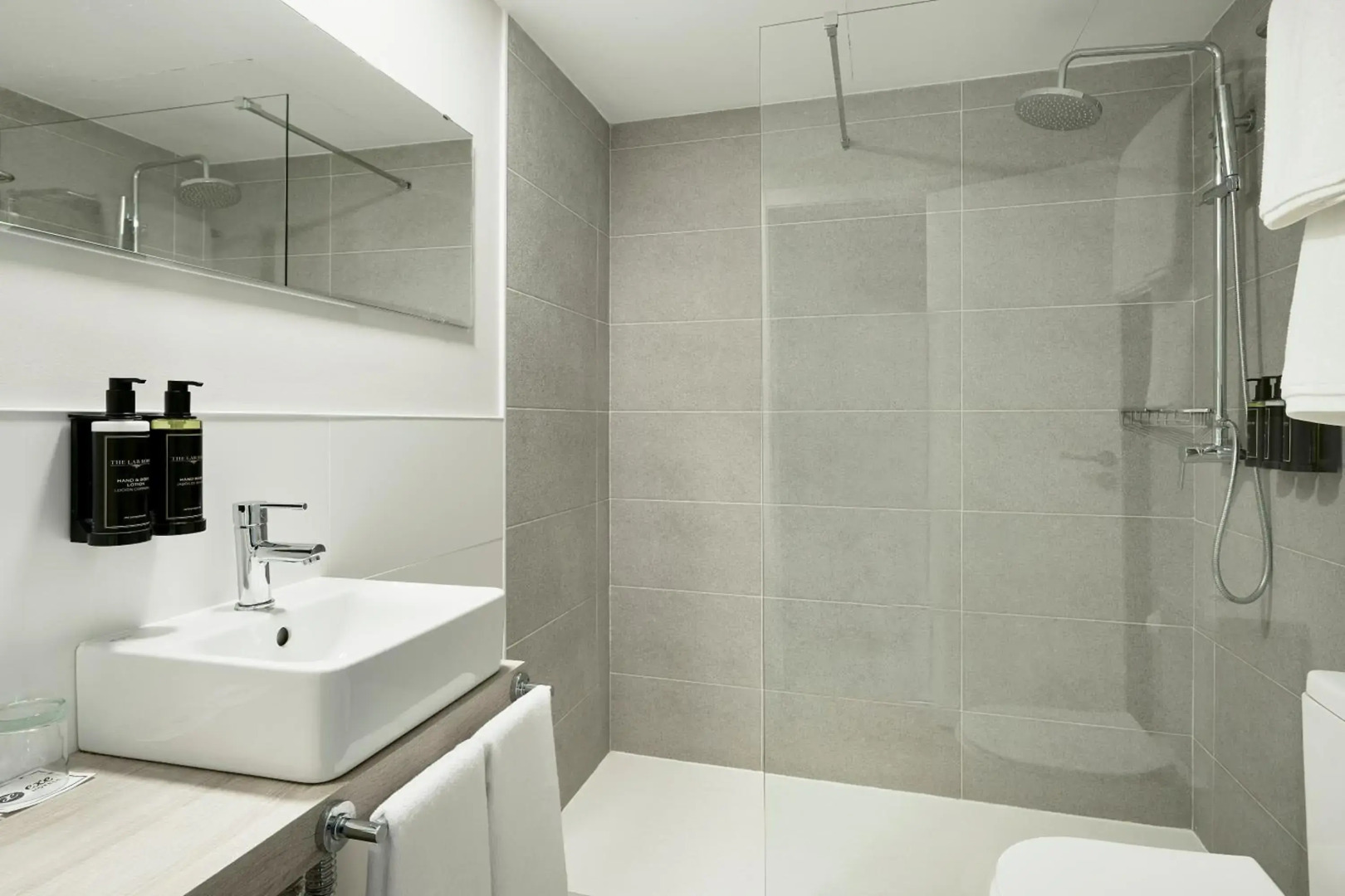 Photo - Exe Portals Nous