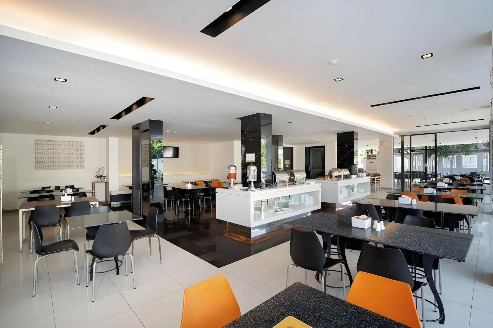 Foto - Leenova Hotel
