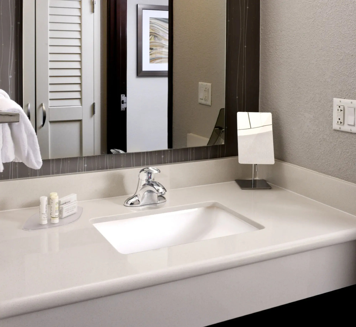 Photo - Courtyard by Marriott Houston Northwest