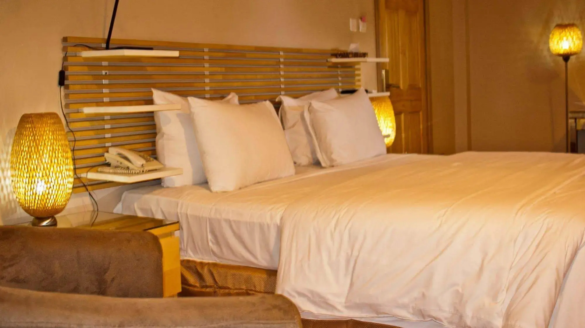 Photo - Tropical Enclave Hotel