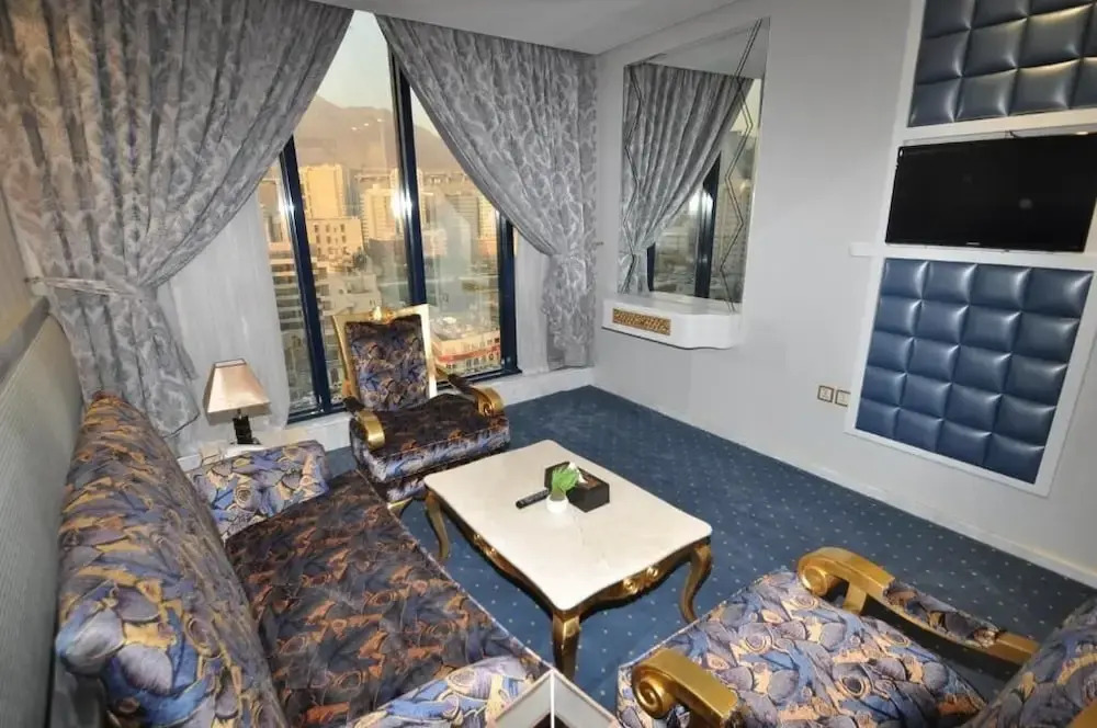 Photo - Montana Al Azizia Hotel