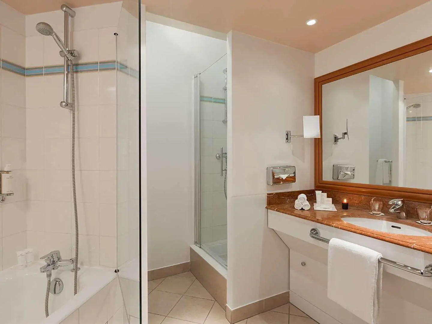 Foto - Hôtel Barrière le Grand Hôtel Enghien-les-Bains