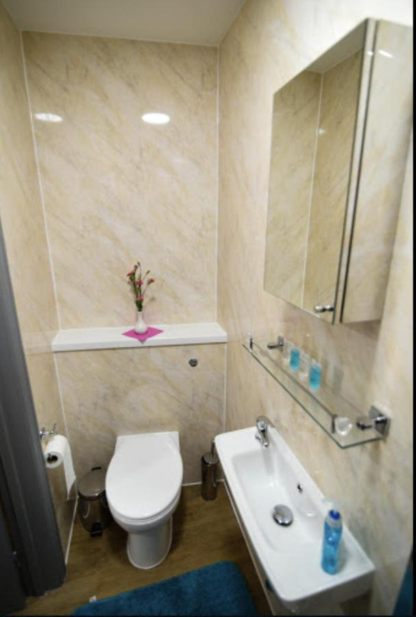 Photo - London Suites