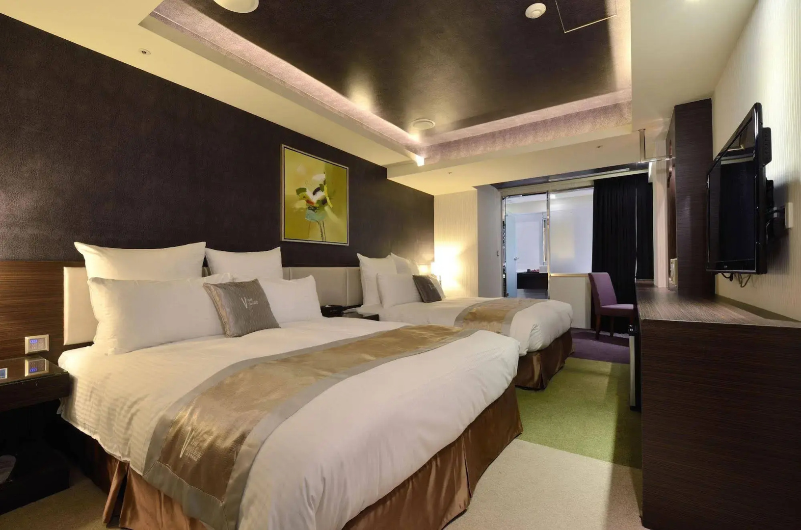 Photo - V-one Vogue Hotel