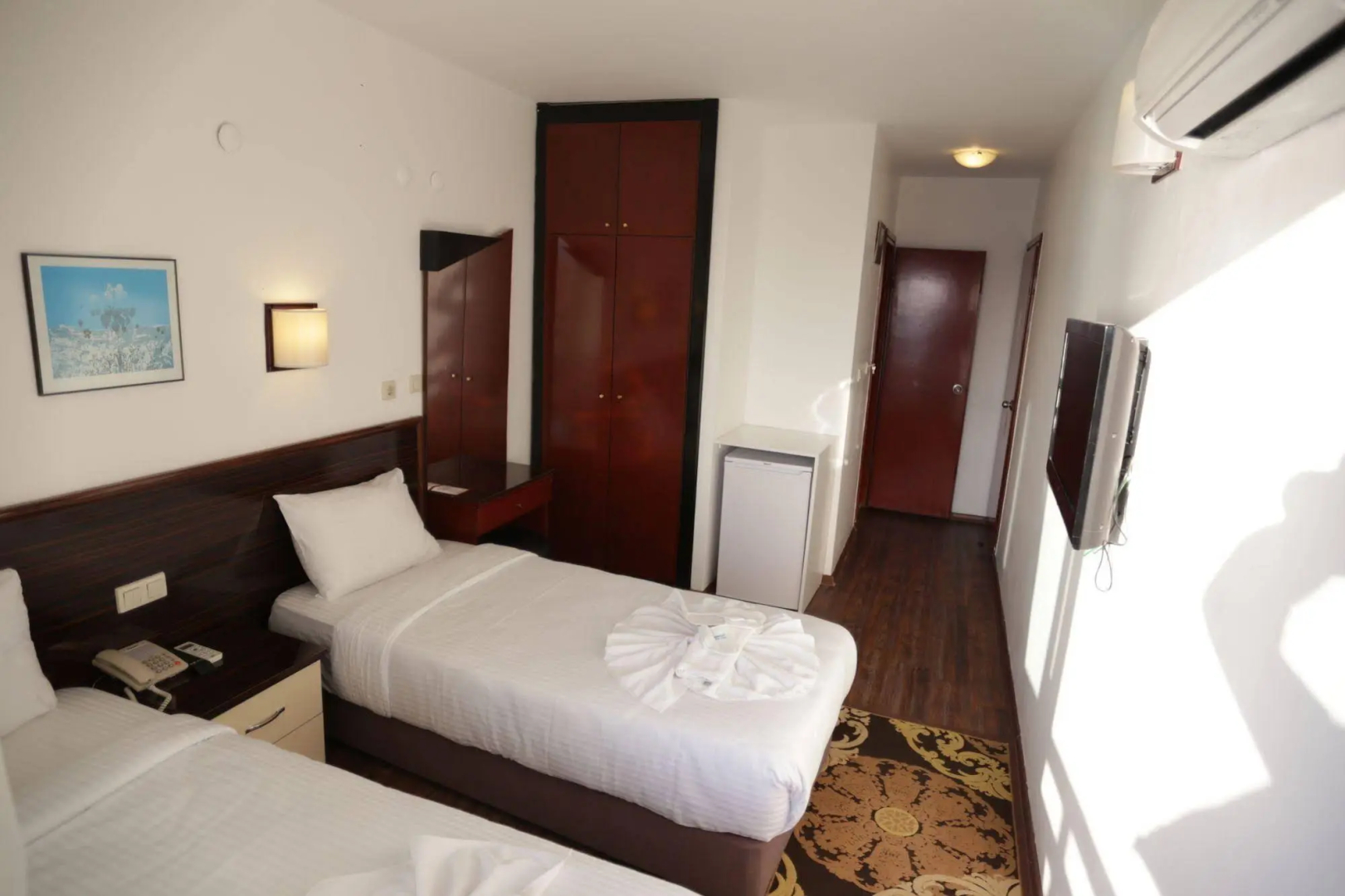Photo - Sunday Beach Hotel