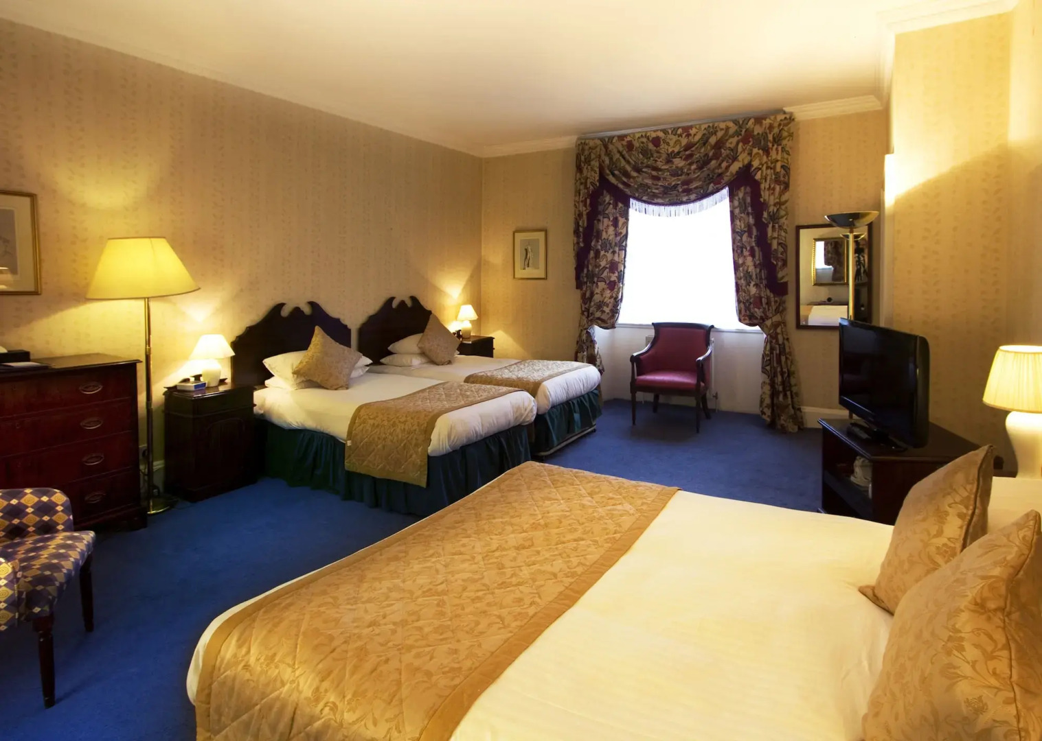 Photo - Royal Scots Club