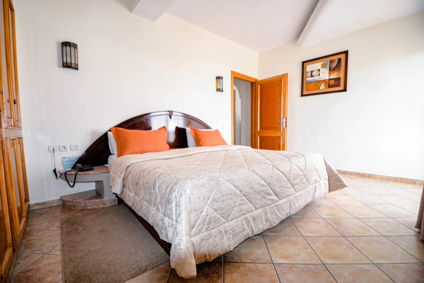 Photo - Intouriste Hôtel & Suites