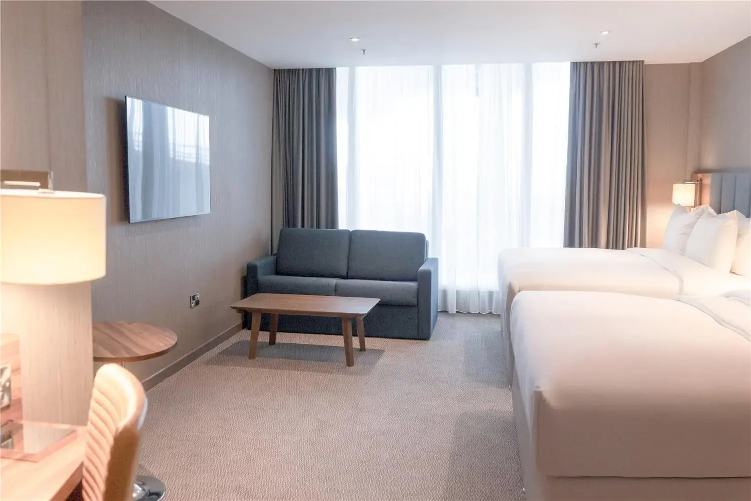 Photo - Hilton Garden Inn London Heathrow Terminal 2 and 3