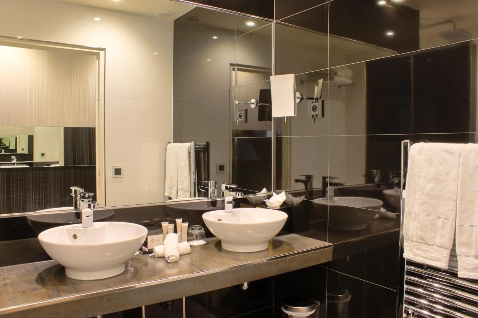 Foto - L'Empire Paris - Louvre