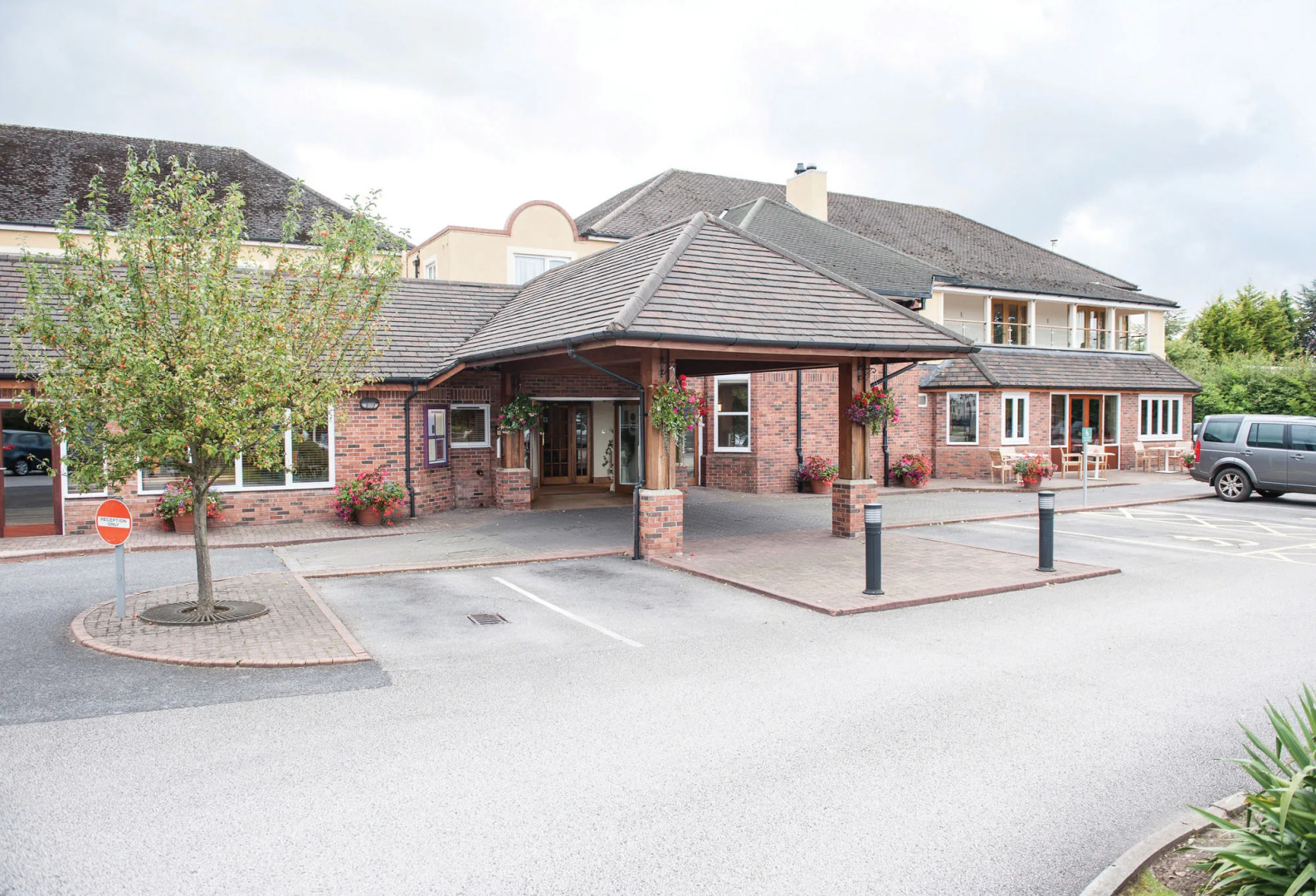 Photo - Cottons Hotel and Spa