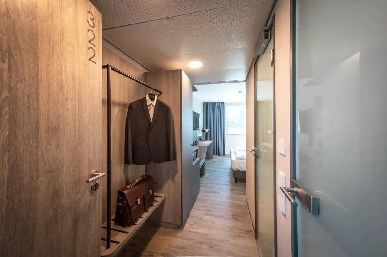 Foto - LOGINN Hotel Stuttgart Zuffenhausen