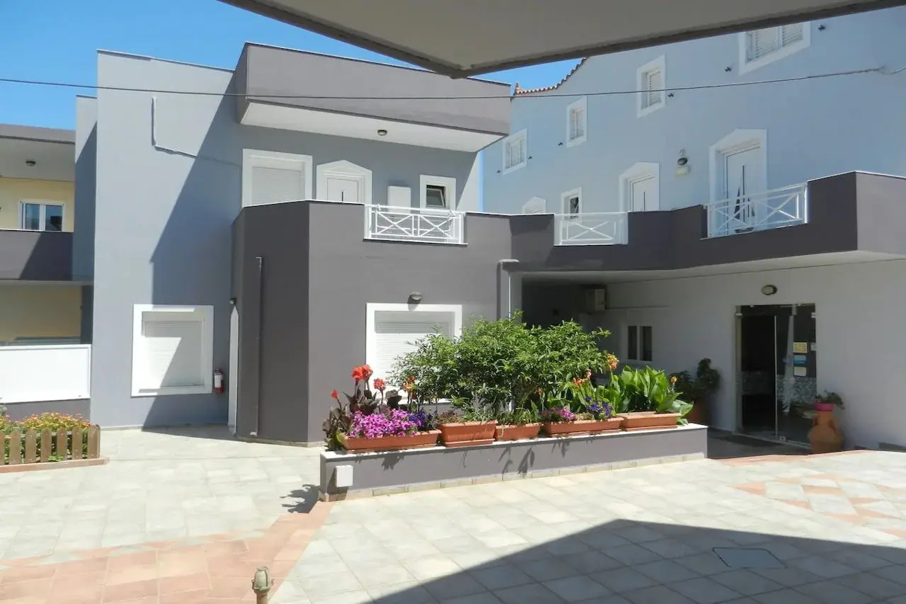 Foto - Hotel Athena