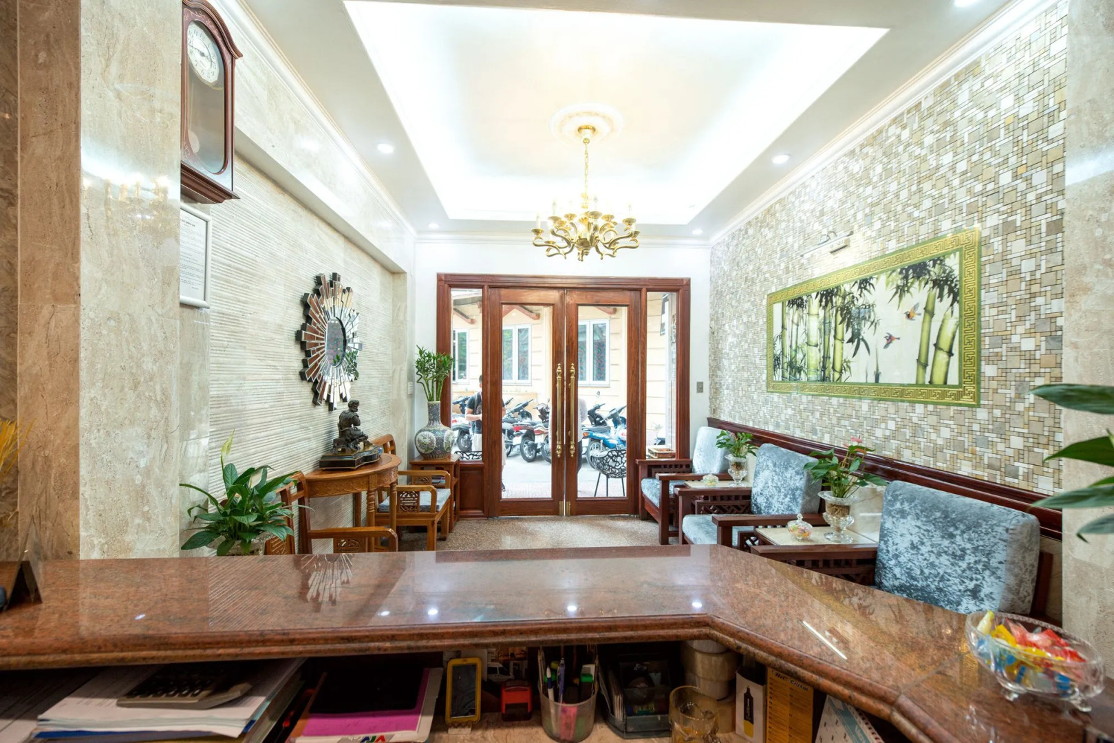 Photo - Prince II Hotel