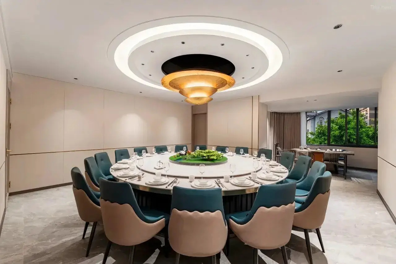 Foto - Howard Johnson By Wyndham Life Jiefangbei Chongqing