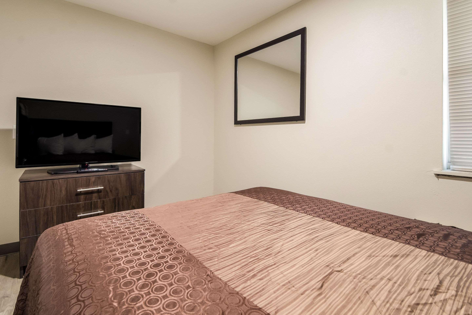 Photo - Quality Inn & Suites Dallas - Cityplace