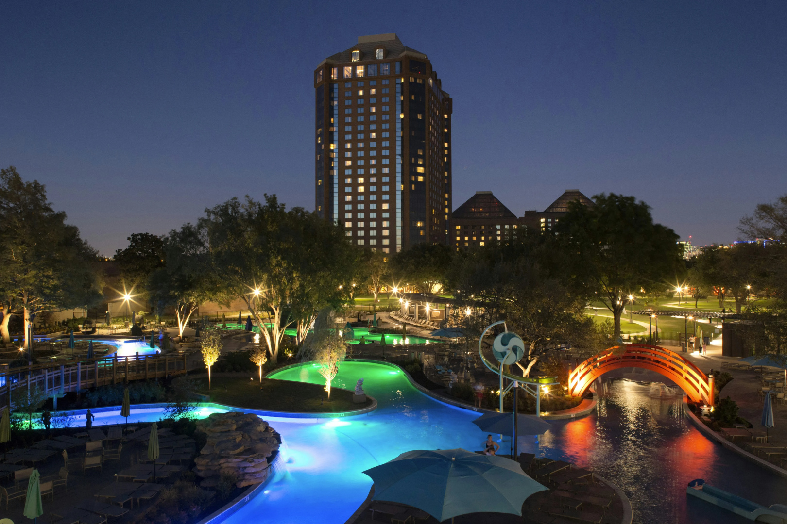 Photo - Hilton Anatole