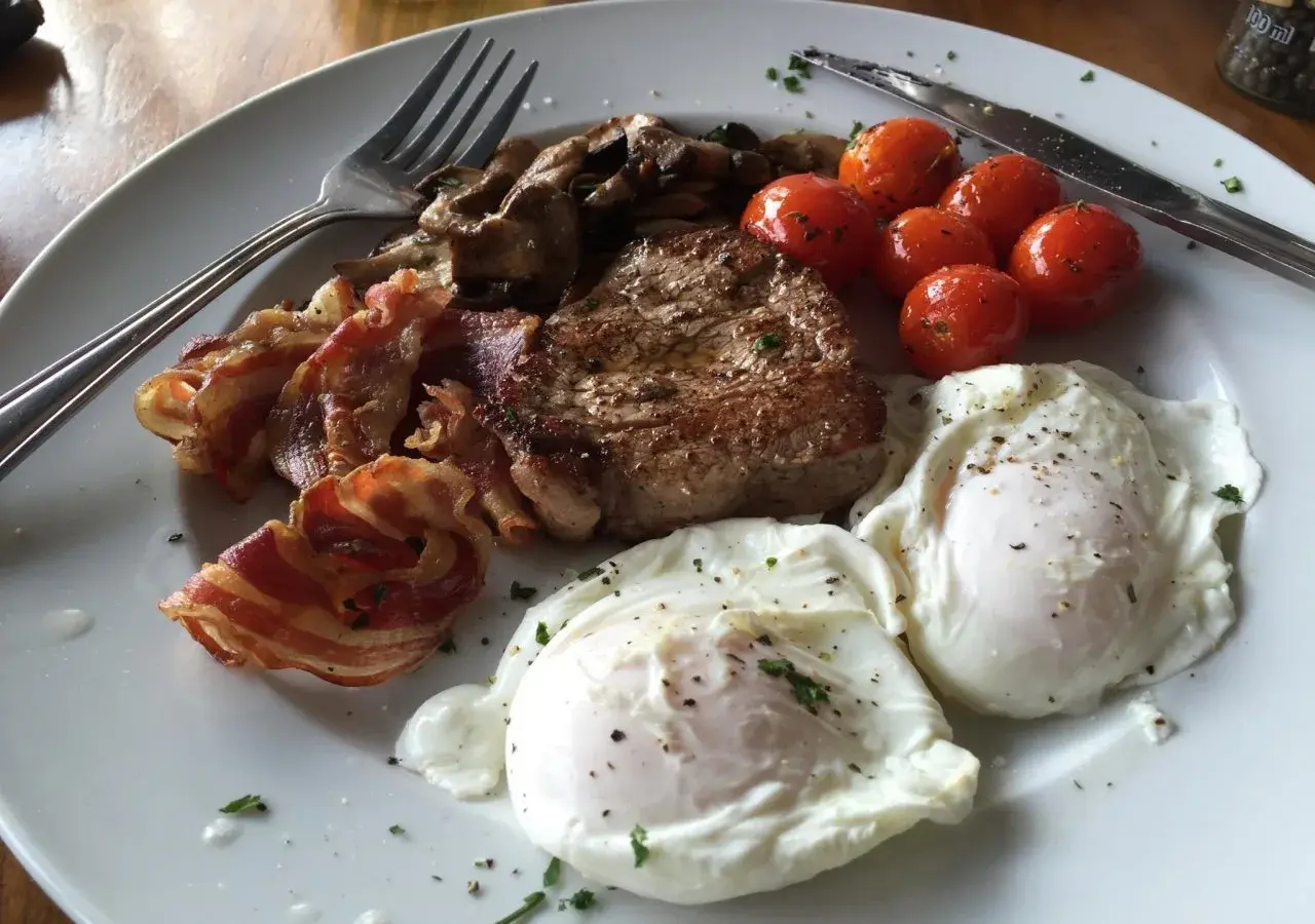 Photo - Bannister Hotel