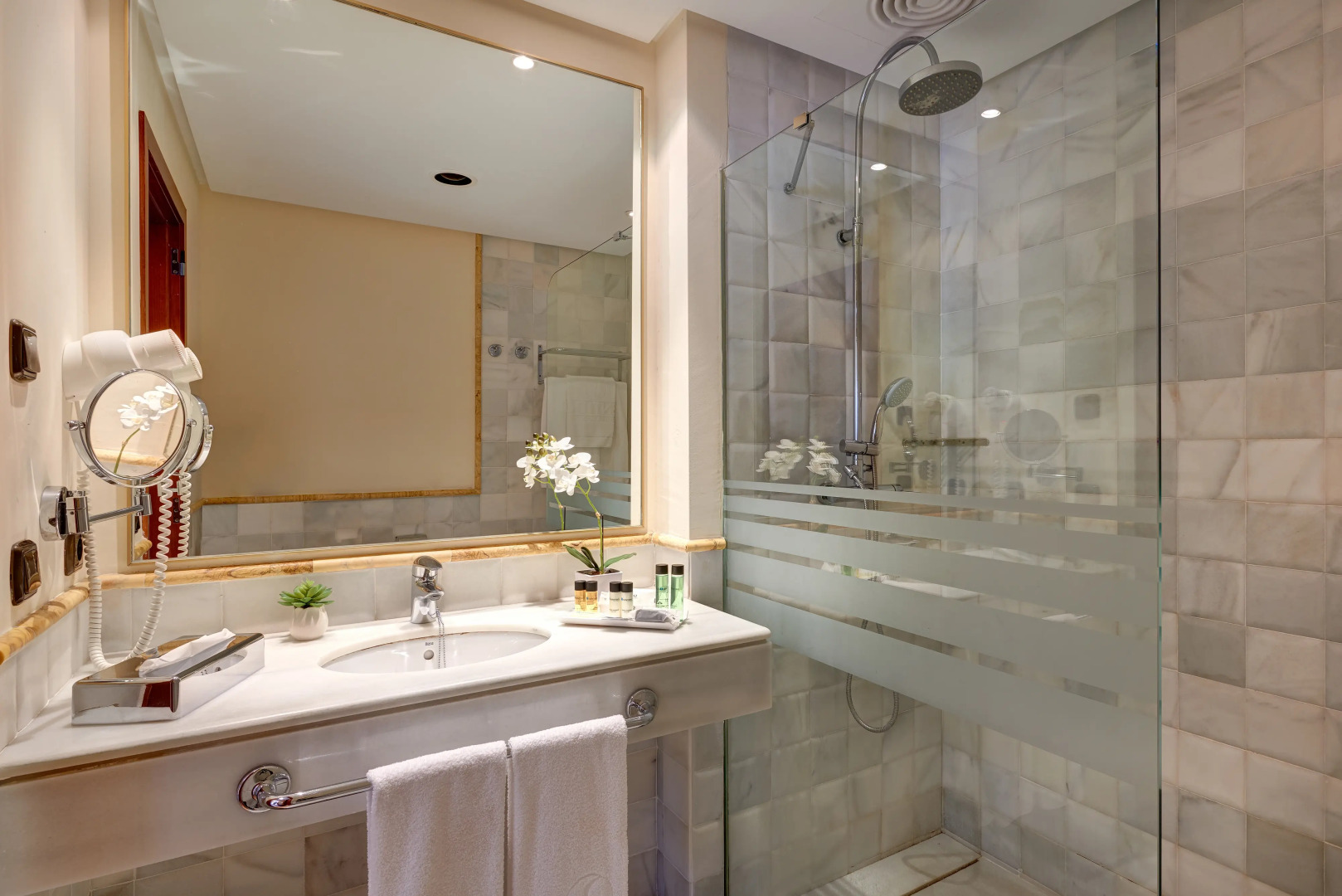 Photo - CM Castell de Mar