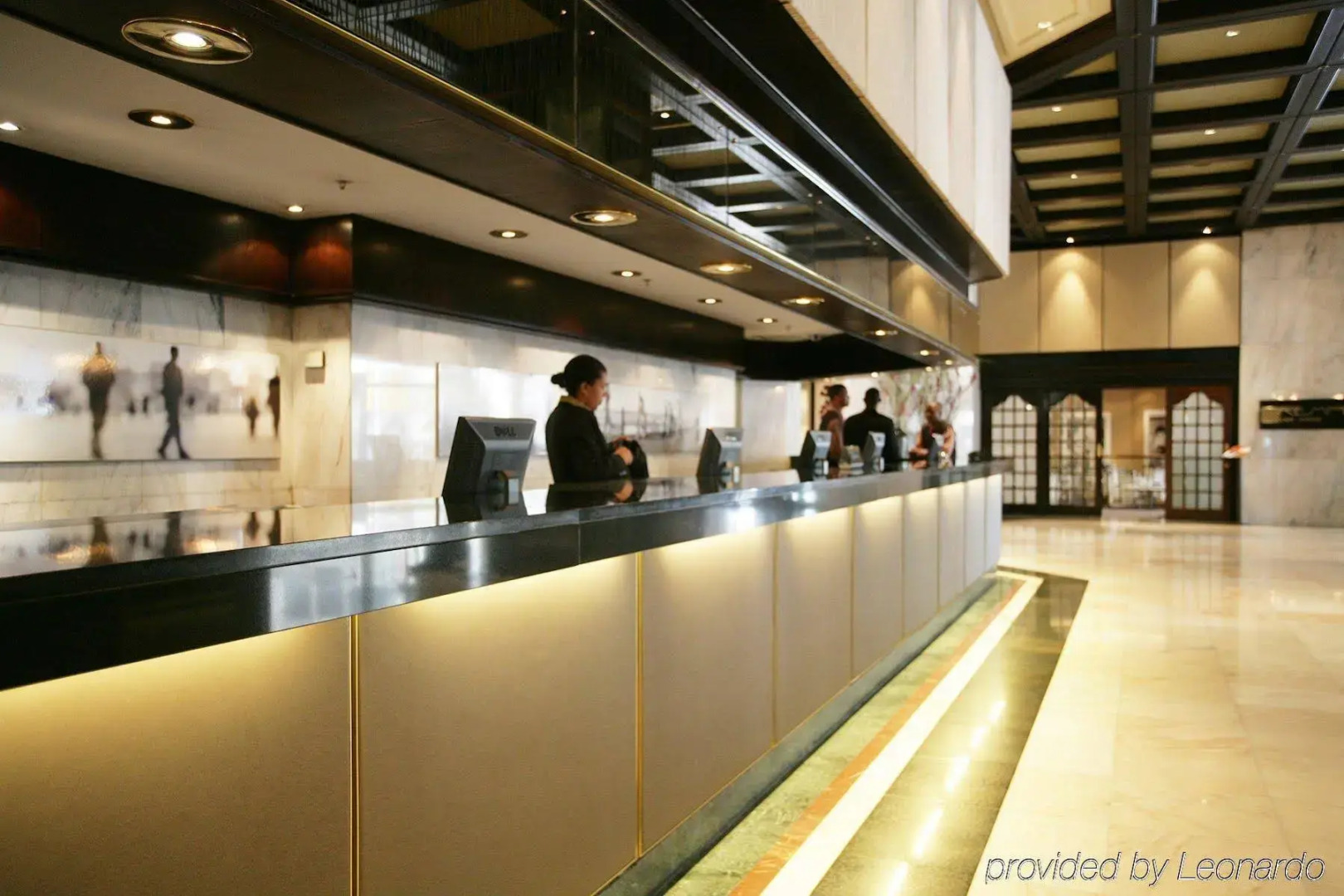 Photo - Southern Sun Cape Sun